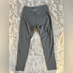 Alphalete leggings gray women’s XL, EUC